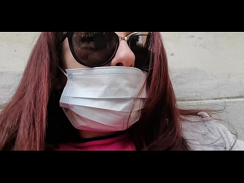 ❤️ Nicoletta vinga-se do seu vizinho e faz chichi na sua garagem (Especial Covid19 Quarentena Italiana) Sexo de qualidade em nós ❌️❤